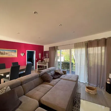 Villa Villa Naujac-Sur-Mer, 4 Pieces, 8 Personnes - Fr-1-648-67 Naujac-sur-Mer