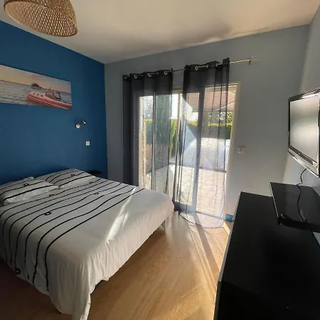 Villa Naujac-Sur-Mer, 4 Pieces, 8 Personnes - Fr-1-648-67 Villa *